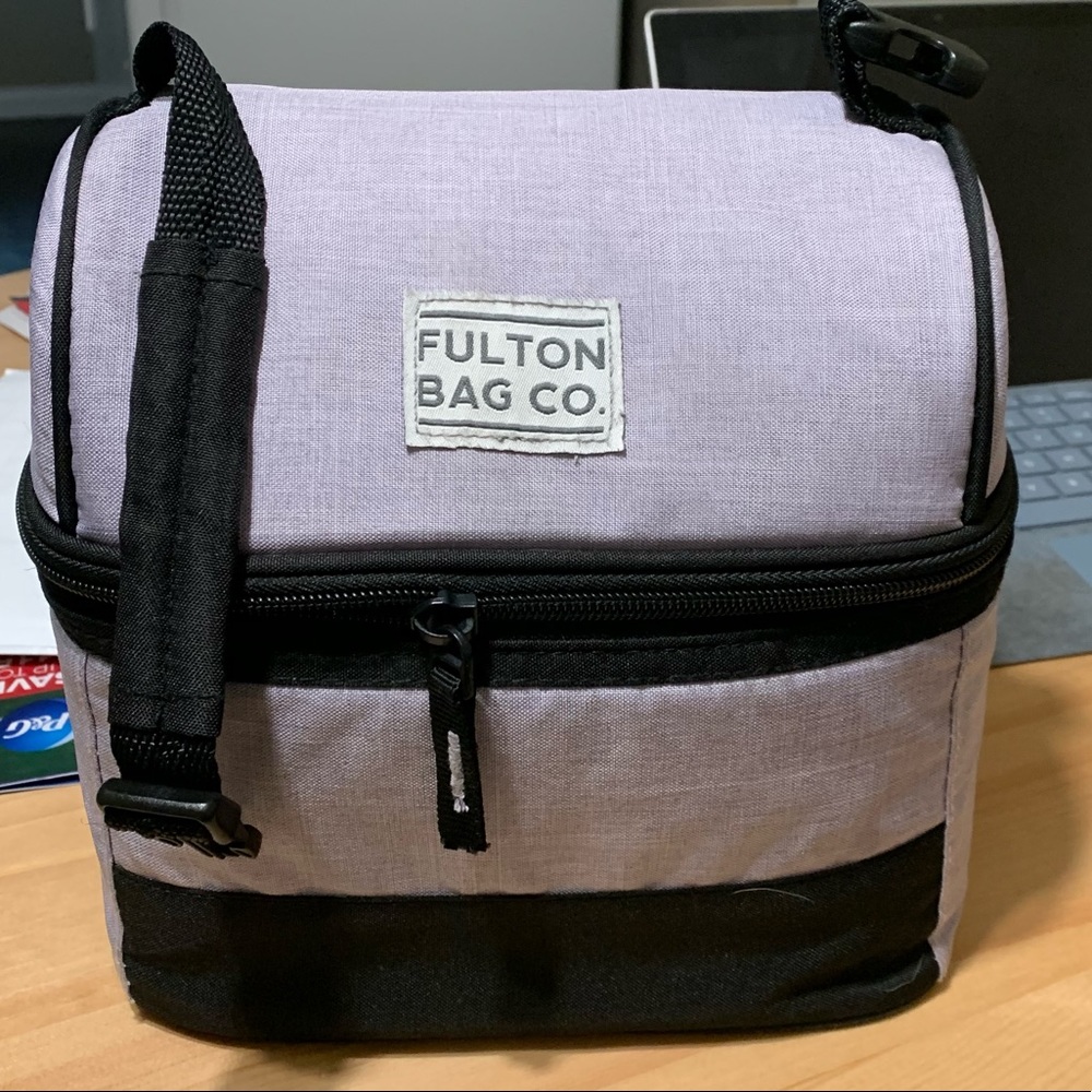 Lavender Fulton Bag dual compartment lunch bag